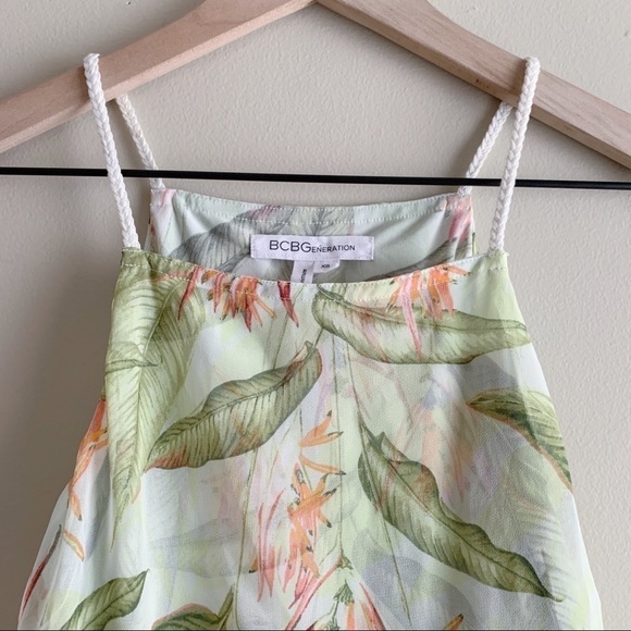 BCBGeneration • Tropical Print Sheer Overlay Top in Green and Orange, Size‎ XS - Picture 2 of 14